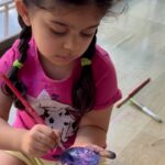 Ankita Bhargava Patel Instagram - For Mehr being one with Nature and exploring its beauty is through PAINTING… She collects shells,stones,pebbles and leaves where ever she goes and comes back home to paint them… 😍 Just last night she said… I want to start a small business like Addu Myra didi’s slime business! I want to paint Stones and Leaves and sell them… I asked her what will you do with the money you make… and she didnt hv an answer yet! So I just made a casual suggestion, I said , ‘ God has given us all that we need,So Lets use that money to help Animals and other kids who might need good food,clothes and toys! She loved the idea!❤️ And now im toying with this idea cos my 3 yr old has put this Seed in my head and figuring out how to take this ahead…. 😀 Suggestions welcome !!! 🙏