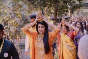 Ankita Bhargava Patel Instagram - ‘Jab Nache Dulhe Di Bhabhi’ Moment 😍😍

P.S- Cos I just got all the pics from the wedding we attended in Jan 😍😍😍😍😍