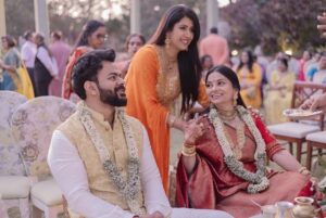Ankita Bhargava Patel Instagram - ‘Jab Nache Dulhe Di Bhabhi’ Moment 😍😍

P.S- Cos I just got all the pics from the wedding we attended in Jan 😍😍😍😍😍