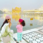 Ankita Bhargava Patel Instagram - It was just yesterday that She came into this world listening to EK OMKAR playing in the operation theatre… and since then I have been waiting for THIS MOMENT 💖 ❤️When Rabb di Mehr meets Rabb ❤️ I will never manage to put this feeling across in words! Satnam Sri Waheguru 🙏 Hum Sab Par Apni Mehr Banaye Rakhien ! Gratitude Today and Always ❤️🙏