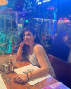 Anurita Jha Instagram - 🍿🍫
.
.
.
.
.
.
.

#vibes