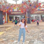 Arishfa Khan Instagram - UNIVERSAL STUDIOS SINGAPORE 💗✨ Such a beautiful place😍 Swipe right to see all the pictures!! 🪸 . . . #arishfakhan #universalstudios #singapore #throwback #fun #happiness #travel #arishfatraveldiaries Universal Studios Singapore