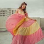 Arti Singh Instagram - “Pure and not forced “ that’s my love frequency Clicked by @iam_kunalverma Makeup @makeupbynidhidesai Hair @anjalichaudhary9876 Styled by @ananyaarora2013 Wearing @bunaai