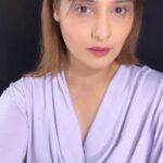 Arti Singh Instagram - Why post only when u accomplish a goal . Why not when sometimes u fail . I took this weight on 2nd Aug and thought wil go atleast 3 kg down but today I m 2 kg more . When I took the photo (swipe) I thought I wil post this and my other photo when I wil b in good shape )May b sometimes u just loose the track. Loose tht motivation. I was tired of getting up and going to gym like a ritual which is not bad .But for sometime I just wanted to bbbbbb .. I wanted to do nothing . Not think before eating are weight badh jayega and workout twice next day in guilt : I did disappoint my trainer @getfitwitumesh but at it again. Sometimes it’s a phase : so just want to say it’s ok . Hun toh kar bhi lungi : 😀 this post is juts to tel some who might b goin through same it’s ok to just bbb sometimes . U fall but important u get up and start again . ❤️❤️