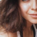 Asha Negi Instagram – Stay with me.
I adore you more than my solitude..🤎