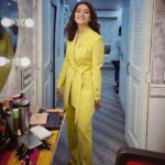 Asha Negi Instagram – The joy of wearing yellow, and being back on set off course;)
💛🌻
For CollarBomb promotions..
📷 @themadphotographer 
Wearing @surya___sarkar 
Mua @im__sal 
Hair @manojchavan61 
Managed by @shruti.unique 
#eminent