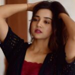 Ashi Singh Instagram – HAPPY HOLI 💦🎨
Meet aur Meet ki pehli holi 🔫
Dekhna na bhule MEET 
Zee TV par mon-sat 7:30pm
{Meet 💍 Meet} 
📸~ @pappu.gupta.549 
.
#MEET #MeetHooda #MeetBadlegiDuniyaKiReet #MeetAurMeet #MeetOnZeeTV