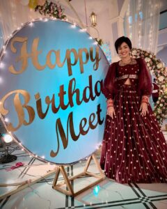 Ashi Singh Instagram - Happy birthday to meet Hooda 
Thanks @i_shagunofficial for the click 
Watch Meet mon-sat 7:30pm on zee tv @zeetv 
.
#Ashisingh #MeetHooda #MeetBadlegiDuniyaKiReet