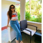 Avantika Khatri Instagram - “Itni Khushi.. Itni Khushi..!” graphically explained in the second pic. 😄 . #KudiAK #vacation #with #family #happy #holidays #sunkissed #sun #sea #beach #sand #itnikhushi #partner #dialogue #cute #travel #celebrations #sexy #pepsi #hotmodel #avantika #khattri #filmmaker #bollywoodactress #producer #actor #beauty #celebrity #avantikakhattrilatestpics #avantikakhattri @directors_visions @avantikakhattri