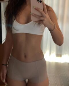 Benafsha Soonawalla Instagram - Missin the summer 🌞