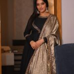 Deepika Singh Instagram - “ There’s something about Black, you feel hidden in it “ - Georgia O’keeffe . . Styled by @stylingbyvictor @sohail__mughal___ Outfit @panashdesigner_studio Earings @rubans.in Assisted by @styleby_antara #managedby @lacelebrite05 @raajesh.shandilya #black #event #kanpur #deepikasingh Kanpur Airport