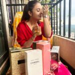 Devoleena Bhattacharjee Instagram - The perfume is what they remember 😉😍 @perfumesforless99 #devoleena Mumbai - मुंबई