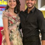 Dipannita Sharma Instagram - The trailer of #Maarich has crossed 10million + views ! Have you watched it yet … moments from the trailer launch with some of the people I absolutely adore … 🤍 Happy happppppyyyyy birthday @tusshark89 ! What super news on your special day !!! More power … #moments #memories #9thdecember Styled by : @jignasa_ Outfit : @geishadesigns Earrings : @elysianoworld
