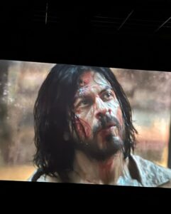Dipannita Sharma Instagram - I don’t know the last time I had so much fun in the theatres ! The whistles , the cheering , the clapping & bumping into friends who were watching it for the 3rd time … yesssss #pathaan was a full ‘paisa vasool’ experience ! Here’s to #srk #yrf & the team … & Here’s to the power of entertainment ♥️
@krishnasharma7477 @dilsheratwal @visalmisra @khyatimadaan 
#cinemalover #weekend #pyaar 
P.S - me trying to do #srk pose hahaha. @arunimasharma_verma this one’s so for you !