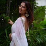 Disha Parmar Instagram - चाँदनी 🌙✨ . . 📸 @iam_rajinamdar