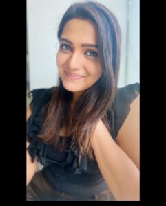 Divya Pillai Instagram - 100 reasons to #smile 

📸 @nidishabraham_realtor 

#friendship