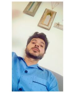Divyenndu Instagram - Pic 1. No matter how uncomfortable it is, it’s still VERY important!!

Pic 2. And Chilllllll

Pic 3. And Chilllllll a lil more

जनहित में जारी 
#मास्कवापरा 
#मास्क_पहनना_अनिवार्य_है। 
#maskisamust😷 
#TheMask