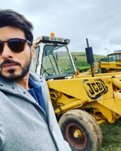 Divyenndu Instagram - JCBhi ho … mujhe pasand hai..!!!!