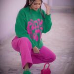 Garima Chaurasia Instagram – Pinky promise ..🤞🏻💕
.
.
👕 : @urbanic_in 
👖: @zara 
👟: @stevemaddenindia 
👛: @urbanic_in 
📸: @nitin_.1610 
#gimaashi #picoftheday #staytuned #explore #keeploving