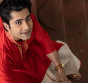 Gourab Roy Choudhary Instagram - মনের ওজন কমেছে ... 
বুদ্ধির ওজন বেড়েছে ... 

কাকে যে সাপোর্ট করি 😏