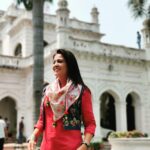 Gulki Joshi Instagram - मुस्कुराइए आप लखनऊ में हैं।❤️❤️ Thanks @suveera.swetesh.stylist U always make me pretty ❤️. . #lucknow #shootmode #enjoy