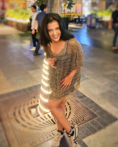 Gulki Joshi Instagram - Delhi ❤️

Photo courtesy @girlwithbigglasses

#explore #delhi #delhitourism #explorepage✨ #gulkijoshi #bollywood #bollywoodnews #besttrip #instapic #instatravel #instagram