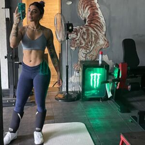 Gurbani Judge Instagram - Edit: This will the last BodyTalk update I do till shooting commences, psyched to bring a killer physique for szn 3 🙏🏼🙌🏼 

Week 3.

This recomp phase has/is been/going quite successful. 
Hard nevertheless successful. 
Enjoying every day of it, even the days I’ve been struggling - because I knew deep down-  ladies and gents that.. *drumroll* impermanence:) lol, that it wasn’t going to last forever 🙌🏼

Also, I don’t hold the belief that just because things are hard they will pay off or that they will only pay off because said situation is ‘hard:difficult’. I feel like this subconscious or unconscious ‘belief’ is what gets tricky for most people to .. reiterate for themselves. 

Steady at 65.5kgs, body fat lowering and muscle mass going up 🙌🏼 one week to szn 3. 

CC: @lil_kimble_ 

Time for some deep tissue, fascia release and a hot ass epsom bath 🛀 
Back to it tomorrow

#Recomp #bodytalk #SweatEquity #dareisaythishasbeenfun #1weektogo #lesssgooo #TheLeanerYouGetTheTallerYouAppear