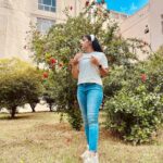 Hasini Anvi Instagram - Skies of blue.☁️✨ #hasinianvi ICFAI IFHE Deemed University Campus