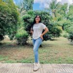 Hasini Anvi Instagram - Skies of blue.☁️✨ #hasinianvi ICFAI IFHE Deemed University Campus