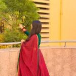 Indravathi Chauhan Instagram - Beauty in simplicity ❤️💃😍…. Outfit/ : @jahnaviprudhvi Jewallaries: @sylee_ethnic