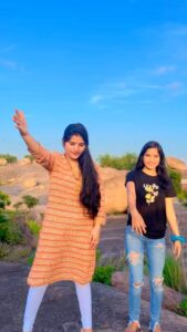 Indravathi Chauhan Instagram - Ranu Ranu Antundhi chinnadho😍💃💃….