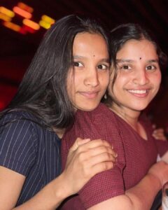 Indravathi Chauhan Instagram - ♥️😘….. @itsme_venky9