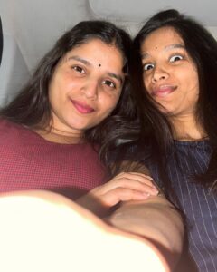 Indravathi Chauhan Instagram - ♥️😘….. @itsme_venky9