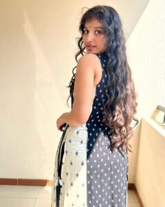 Indravathi Chauhan Instagram - Act like a lady, think like a boss😎💅💃