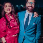 Jankee Parekh Instagram - 𝒲ℯ 𝒸𝓁ℯ𝒶𝓃 𝓊𝓅 𝓌ℯ𝓁𝓁.. after the diapers, dishes, groceries et al… 📷 @horilhumad 👗 @amritasaluja01