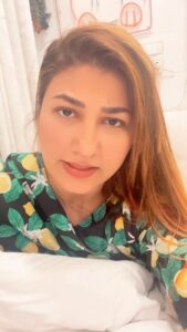 Jasleen Matharu Instagram - Hain himmat kisime?? Bolo