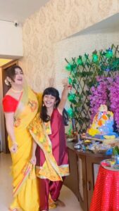 Juhi Parmar Instagram - Truly your presence changes everything!  #Gratitude #GanpatiBappaMorya #ganptidance #reel #reels #reelinstagram #reelitfeelit
