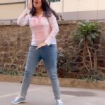 Juhi Parmar Instagram - Because you love dance, or should I say love dance or lets all just enjoy the dance 💃 #dance #dancereels #trending #trendingreels #trendingsongs #trendingaudio #reels #reel #reelsinstagram
