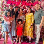 Juhi Parmar Instagram - When family is in town, you turn into a guide as well as a tourist in your city! From restaurants to holy places to the beach.. everything covered in one day. These memories are truly special as we spend quality time together, catch up on childhood memories and conversations which can go on and on forever.... #familytime #family #familylove #love #familia #together