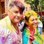 Juhi Parmar Instagram - Holi spent well with friends like family.. Happy Holi everyone🌈🧡💚❤️💜💛 #happyholi #holi #happy #festive #fun #friends