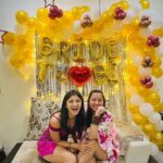 Kanika Mann Instagram - #bridetobe @sanaadhattofficial ❤️ I still can’t believe this though 😋 Sara din I love you I love you Muje karti rahi , aur ab chal di 😏