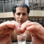 Karanvir Bohra Instagram - With children, use only the language of LOVE ❤️ #kvbreels #fatherdaughter #fatherhacks Thanks for the inspiring msg @__jamesmcleod__