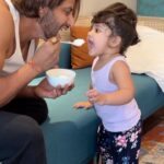 Karanvir Bohra Instagram - I’m never going to try the icecream trick on her again… she gets so woe-ful! ☹ She is very serious about her ice-cream …. P.S. And no she didn’t have the ice-cream from the floor! 😂 We stopped her just in time!