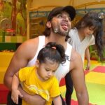 Karanvir Bohra Instagram - When you are at a play centre with your kids, your dimaag becomes like a 2 year old…. @radissonalibaug