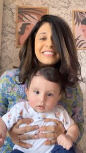 Kishwer Merchant Instagram - I swear Mama doesn't mean it buns 😖🤣🤣🤣 @nirvair.rai