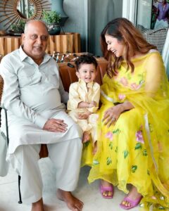 Kishwer Merchant Instagram - Unseen from Eid 2023 ❤️🧿😇