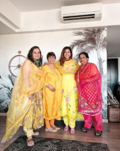 Kishwer Merchant Instagram - Unseen from Eid 2023 ❤️🧿😇