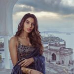 Lopamudra Raut Instagram - माँगा जो मेरा है जाता क्या तेरा है .. मेने कौन सी तुझसे जन्नत माँगा ली ..? कैसा खुदा है तू बस नाम का है तू रब्बा जो तेरी इतनी सी भी ना चली ..? Shot by @areesz Outfit: @salianbyanushree styled by @mahekksutaria @styledbynikinagda hair by @pooja.vishwakarma0206 Makeup by @vinodchaudhari117 #indian #bollywood #fashion #dreamer #portraitphotography