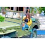 Lopamudra Raut Instagram - Love this Jeep. Should I get one ?? 🤔 #udaipur #jeep #love #cars denims by @freakinsindia Udaipur - The City of Lakes