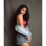 Lopamudra Raut Instagram - Swipe ➡️ #mood
